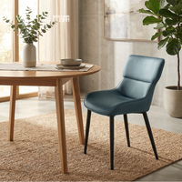 Meubles résidentiels VARIO House : conception et production en usine de tables et chaises de salle à manger