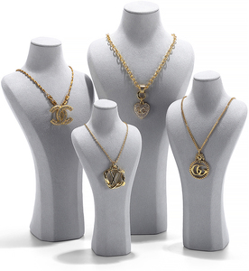 Affichage d'exposition de bijoux Jinsky Présentoir de collier Buste Présentoir de bijoux en microfibre Présentoir de portrait de collier - Product Image 3