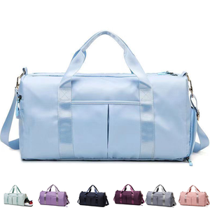 Sac de sport grande capacité avec logo personnalisé, sac de fitness tendance, séparation sec-humide, compartiment à chaussures indépendant, bagage pour femme - Product Image 1