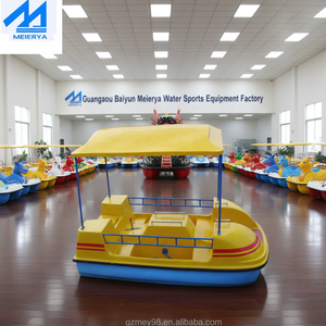 Vente directe usine de pédalos : <span class=keywords><strong>Pédalo</strong></span> 4 places <span class=keywords><strong>à</strong></span> pédales, Bateau tamponneur électrique en fibre de verre, Vélo aquatique <span class=keywords><strong>à</strong></span> <span class=keywords><strong>vendre</strong></span> - Product Image 2