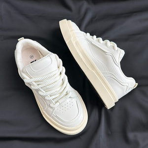 Zapatillas Blancas Básicas Más Vendidas - Mismo Estilo para Hombre y Mujer - Zapatillas Deportivas Casuales de Moda para Otoño - Product Image 2