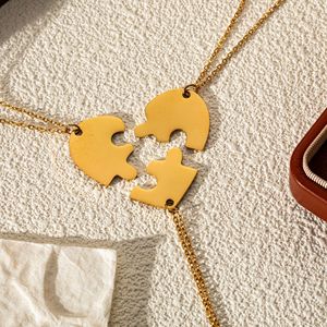 Set di Collane Puzzle a Cuore con Nome Personalizzato per <span class=keywords><strong>6</strong></span> <span class=keywords><strong>Amici</strong></span>, Gioielli dell'Amicizia in Acciaio Inossidabile 316L Placcato Oro 18K PVD Impermeabile - Product Image 4
