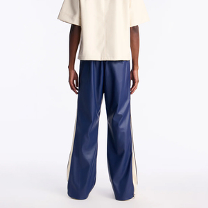 Pantalon de survêtement large en cuir pour homme KingSen, avec empiècements latéraux contrastants, taille à cordon de serrage et fermeture éclair aux chevilles, coupe décontractée, style streetwear - Product Image 5