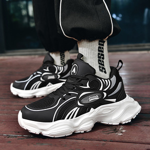 รองเท้าผ้าใบผู้ชายแบบสวมใส่สบาย น้ำหนักเบา ระบายอากาศได้ดี ปิดด้วยเชือกผูก พื้นรองเท้ากันลื่น วัสดุ EVA ซับในผ้าฝ้าย เหมาะสำหรับทุกฤดูกาล - Product Image 2