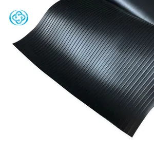 PVC D-Form Gummistreifen aus EPDM-Material, Maßgeschneiderte Formgebung und Schneidedienste für Schlauchboote und Luftkissenfahrzeuge - Product Image 1