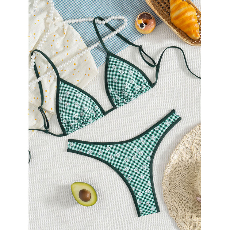 สีเขียว