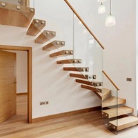 Maßgefertigte Moderne Innen-Metallholz-Treppe Luxuriöse Gerade Schmiedeeiserne Treppe Glasgeländer Umweltfreundlich für Hotel Villa Küche