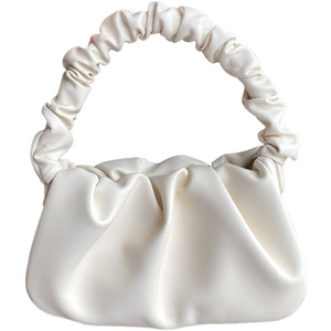 Bolso de Hombro para Mujer Cloud Bag, Color Blanco Milkshake y Amarillo Mostaza, Cierre Magnético, para Uso Diario - Product Image 5