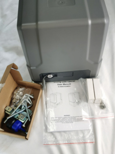 Support Système solaire Moteur DC24V Batterie intégrée Télécommande 800KG Moteur de <span class=keywords><strong>portail</strong></span> automatique Ouvre-<span class=keywords><strong>portail</strong></span> <span class=keywords><strong>coulissant</strong></span> <span class=keywords><strong>Kit</strong></span> <span class=keywords><strong>complet</strong></span> - Product Image 3