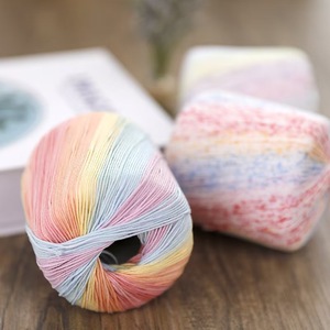Fil fantaisie recyclé et teint en coton 100% No.3 Pearl Lace Xuefeier 5HZZLS-11 48S pour tricot, tissage et crochet - Product Image 5