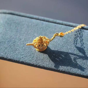 カスタムジュエリー アラジンランプ型 新ヴィンテージデザイン 純金 天然ダイヤモンドペンダント 18金ネックレス - Product Image 2