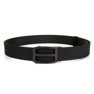 Ceinture tactique réglable en nylon noir avec boucle métallique pour usage extérieur - Product Image 1
