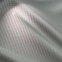 Tissu en maille extensible 4 directions 100% polyester 120gsm à carreaux respirant et absorbant l'humidité pour vêtements de sport et de gym