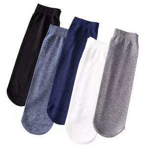 Calcetines de negocios finos hasta media pantorrilla para hombre, de color sólido, de fibra de poliéster, transpirables, resistentes al desgaste, para uso en la oficina - Product Image 1