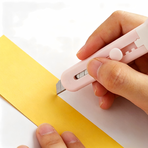 Mini couteau artistique portable en forme de patte de chat, démontable, pour découpe rapide du papier, couteau artisanal, multi-usage pour étudiants, mignon - Product Image 2