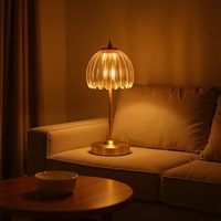 Lampe de table vintage rechargeable en verre, sans fil, à intensité variable, en forme de fleur, fonctionnant sur batterie, pour chambre à coucher, restaurant, intérieur