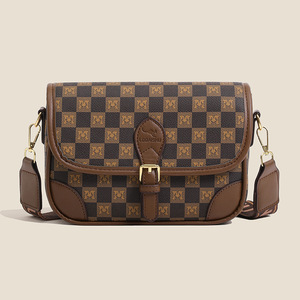 กระเป๋าถือสตรีหรูหราหนังแท้ขนาดใหญ่กระเป๋าใส่ผักดีไซน์แฟชั่นวินเทจ - Product Image 1