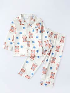 Nouveaux pyjamas en satin de style européen et américain pour garçons et <span class=keywords><strong>filles</strong></span>, imprimés, à manches longues, vêtements de maison, ensemble <span class=keywords><strong>deux</strong></span> pièces - Product Image 4