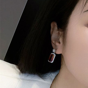 Orecchini Geometrici Colorati per Donne, Accessori per Orecchie Semplici e alla Moda per Uso Quotidiano - Product Image 4