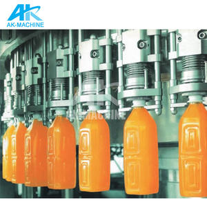 <span class=keywords><strong>Machine</strong></span> de remplissage de jus liquide entièrement automatique avec système de filtration UHT et de mélange pour petite ligne de remplissage de jus - Product Image 4