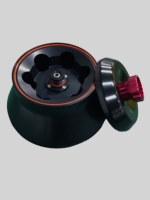 Centrifugeuse réfrigérée verticale à grande vitesse et haute capacité avec rotor angulaire et cuve pivotante