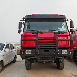 Camion de sauvetage et de lutte contre les incendies 4x4 de 5000 litres pour le sauvetage en forêt, camion de pompiers efficace à transmission intégrale 4 roues motrices - Product Image 2