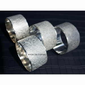 Anneau de serviette en métal plaqué argent, qualité supérieure, fait à la main, porte-mouchoirs fantaisie, forme ronde, luxe, nouvel anneau de serviette en métal - Product Image 1