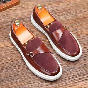 Mocassins rétro pour hommes à lacets, dessus en cuir artificiel blanc, semelle épaisse en caoutchouc, chaussures confortables pour le bureau et la carrière - Product Image 1