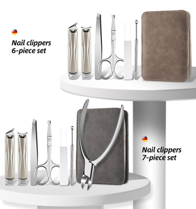 Kit de manucure personnalisé en cuir PU avec étui de rangement et sous-verre promotionnel - Product Image 1