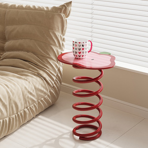 Table basse mignonne de style printanier, petite table d'appoint pour chambre à coucher ou canapé, cadeau de <span class=keywords><strong>déménagement</strong></span> style crème pour les meilleurs amis - Product Image 4