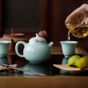 Guanlan Hand Painted Lily Teapot Porcelain Round With Lid Kung Fu <b>Tea</b> <b>Set</b> - Product Image 3