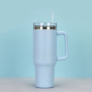Gobelet isotherme anti-fuite de 40 oz avec poignée, couvercle et paille, finition par peinture pulvérisée et revêtement en poudre - Product Image 4