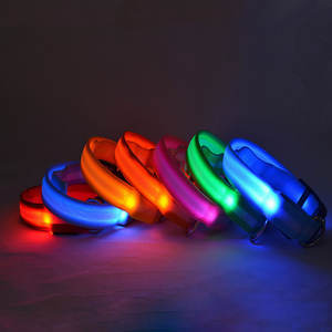 Collares con luces <span class=keywords><strong>LED</strong></span> para mascotas, collares ajustables de poliéster que brillan en la noche, collares luminosos de seguridad para perros y gatos, suministros para mascotas - Product Image 1