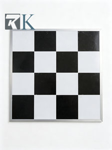 Plancher de danse portable pour fêtes, mariages et événements avec plateforme en contreplaqué et bordure en aluminium - Product Image 1