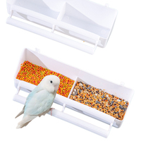 Voarge Lot de 2 mangeoires suspendues pour oiseaux, accessoires pour perroquets, bols d'alimentation pour oiseaux blancs, bols à nourriture pour oiseaux à double compartiment avec support