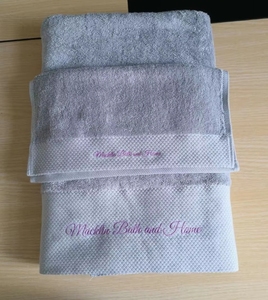 Design di lusso 100% cotone spugna grande asciugamano da <span class=keywords><strong>bagno</strong></span> <span class=keywords><strong>grigio</strong></span> bianco personalizzato logo buon assorbimento asciugamano per il <span class=keywords><strong>bagno</strong></span> - Product Image 5