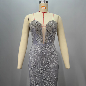 Bettergirl Abito Lungo <span class=keywords><strong>Grigio</strong></span> di Alta Qualità 2026, Sexy con Scollo a V, Perle e Strass, <span class=keywords><strong>Aderente</strong></span>, per Nightclub, Banchetti di Lusso ed Eleganza - Product Image 5