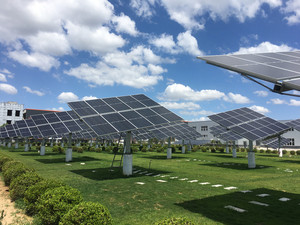 Seguidor Solar de Dos Ejes para Módulos Fotovoltaicos Bifaciales - Product Image 3