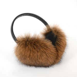 Orejeras de imitación de mapache bicolor con degradado 2026, diadema elástica negra que se ajusta sin apretar, diseñadas para viajeros urbanos - Product Image 4