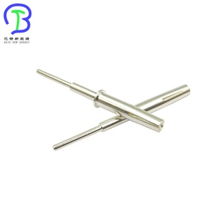 Nouvelle <span class=keywords><strong>borne</strong></span> d'adaptateur <span class=keywords><strong>de</strong></span> pistolet <span class=keywords><strong>de</strong></span> charge <span class=keywords><strong>de</strong></span> véhicule énergétique <span class=keywords><strong>32A</strong></span> <span class=keywords><strong>borne</strong></span> famale bornes <span class=keywords><strong>de</strong></span> coin plaquées argent pour Tesla - Product Image 1