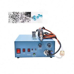 Machine <span class=keywords><strong>de</strong></span> pose <span class=keywords><strong>de</strong></span> strass pour vêtements, machine <span class=keywords><strong>de</strong></span> transfert à chaud ultrasonique pour fixation <span class=keywords><strong>de</strong></span> strass sur tissu - Product Image 1