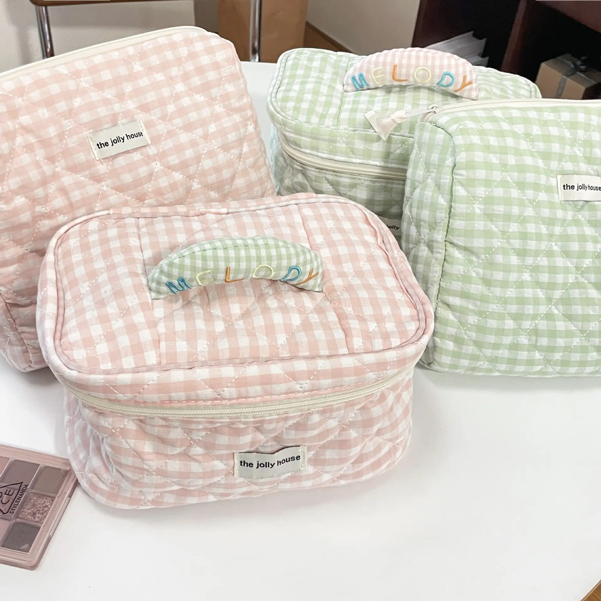 Borsa cosmetica a scacchi verde rosa borsa da toilette trapuntata in cotone di grande capacità coreana carina portatile per cosmetici
