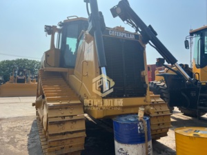 รถเกลี่ยดิน D8T แมวมือสองรถเกลี่ยดิน D7R D9R D8R D7H - Product Image 4