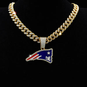 カスタムチャンピオンネックレスダイヤモンドをちりばめたペンダントNFLニューイングランドペイトリオッツペンダントパンクヒップホップスタイルキューバチェーンネックレス - Product Image 3