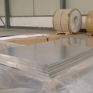 Tôle d'aluminium ferroviaire EN 485-2 5083, plaque d'aluminium robuste pour la production de composants de carrosserie de trains et de métros - Product Image 1