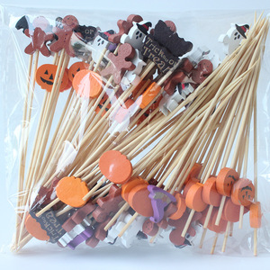 Selecciones <span class=keywords><strong>de</strong></span> cóctel <span class=keywords><strong>de</strong></span> Halloween Bat Ghost Pumpkin Spider Hat Drink <span class=keywords><strong>Topper</strong></span> con palillo <span class=keywords><strong>de</strong></span> madera para Cupcake Postre Fruit Party Supplies - Product Image 4