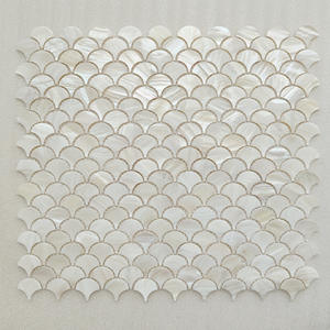 حرف يدوية طبيعية عالية الجودة على شكل مروحة من أم اللؤلؤ البحر ديكور لجدار شرفة المطبخ والحمام - Product Image 5