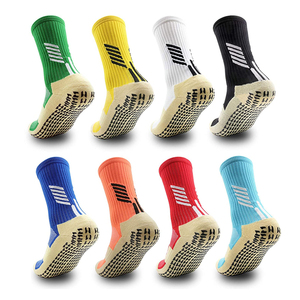 Calcetines Deportivos Juveniles de Alta Calidad al por Mayor, Calcetines Atléticos Antideslizantes con Agarre, Logotipo Personalizado en la Parte Inferior, para Fútbol - Product Image 1