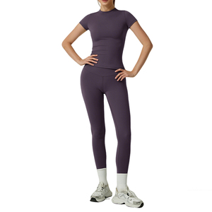 Set Yoga Personalizzato a Rapida Asciugatura per Donne, 2 Pezzi: Top a Maniche Corte e Leggings da Yoga, <span class=keywords><strong>Completo</strong></span> Sportivo per Corsa e Allenamento - Product Image 2