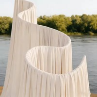 Arche de mariage élégante en fer en forme de S, support de draperie ondulé, toile de fond incurvée pour décoration de cérémonie de mariage en extérieur ou dans un château